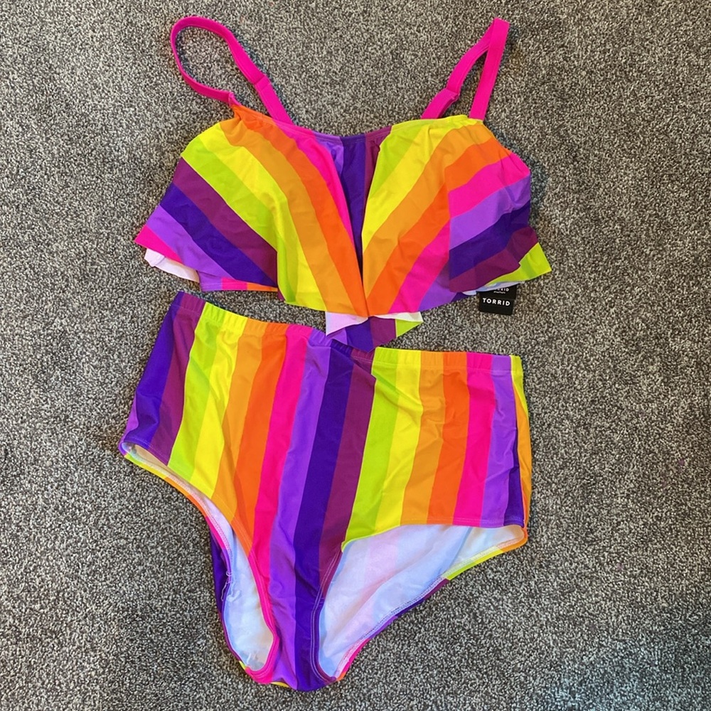 Torrid sz 1  two piece multi colored swimsuit